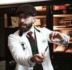 Danilo Alfonso Master Barber with straight razor